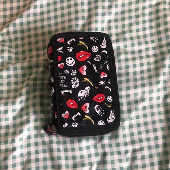 4 Layer pencil case - Picture 1 of 5